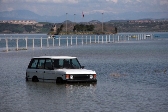 Barajda Suyun Yükseldiğini Fark Etmeyince Mahsur Kaldı