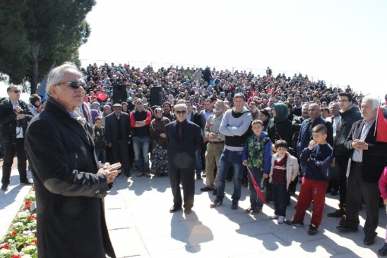 Ekşioğlu Vakfı'ndan Çanakkale Şehitliğine Çıkarma