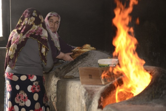 Kadınlar Tandır Üretimine Başladı