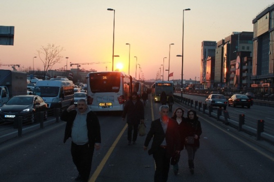 Metrobüs Seferleri Normale Döndü