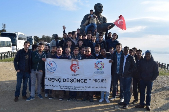 “Genç DÜşünce” Projesiyle Gençler Çanakkale ‘De Ecdadıyla Buluştu