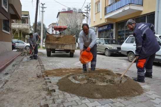 Torbalı Yollarına 20 Bin Ton Asfalt