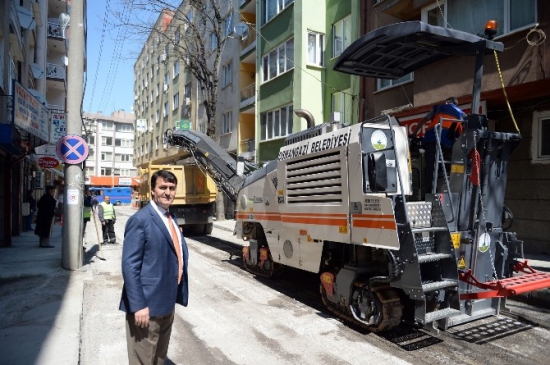 Osmangazi'de Yollar Yenileniyor