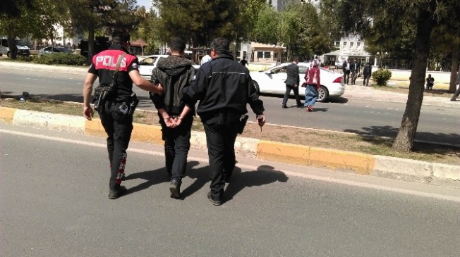 Kan Davalısını Vuracaktı Polis Önledi