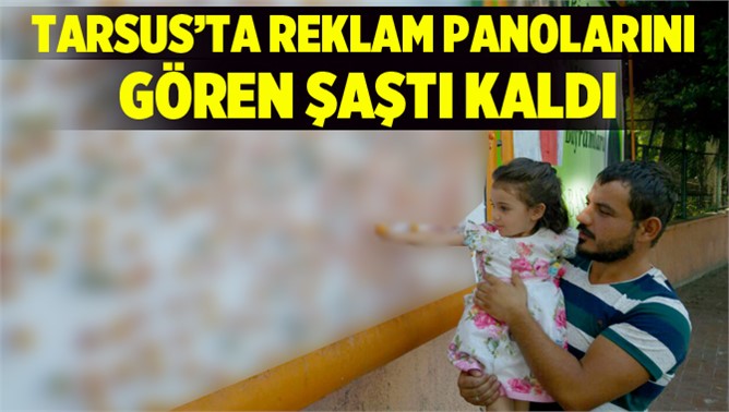 Reklam Panolarında Çocuklara Bayram Şekeri Sürprizi