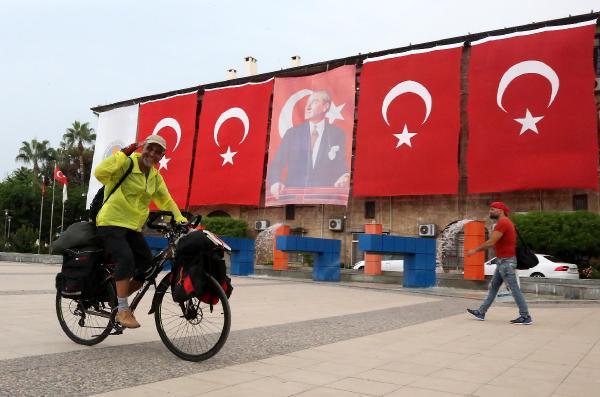 Mersin - İranlı Bisikletçi Hamid Ghazi Akdeniz Turunda