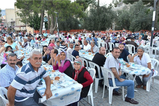 Bereket Sofrası Mut'a Kuruldu