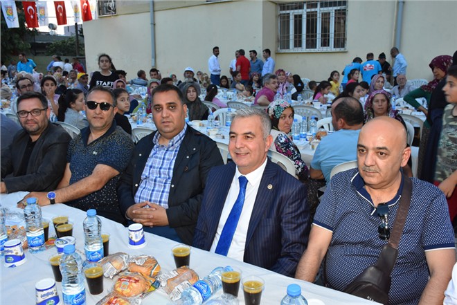 Tarsus Belediyesi, Gaziler Mahallesinde İftar Verdi