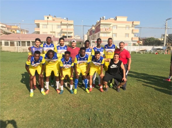 Mersin'de Türk Karması İle Afrikalı Karması Futbol Maçı Yapıldı