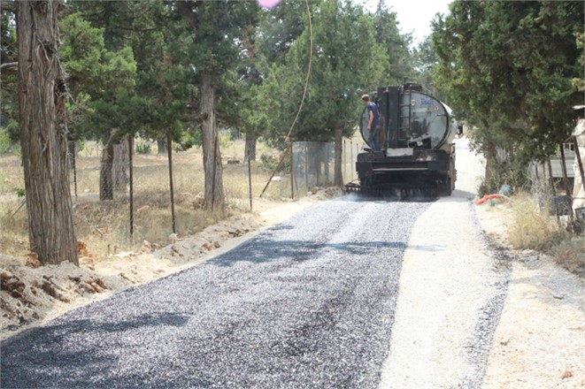 Mersin Erdemli Güzeloluk Mahallesi'ne 6 Kilometrelik Asfalt Hizmeti