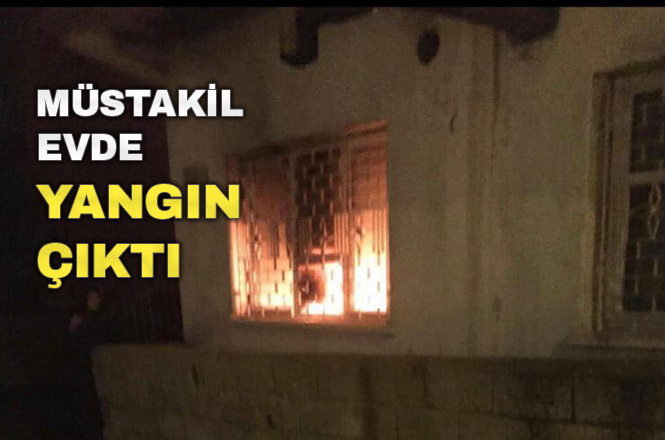 Mersin Tarsus Yeni Mahalle'deki Bir Evde Akşam Saatlerinde Yangın Çıktı