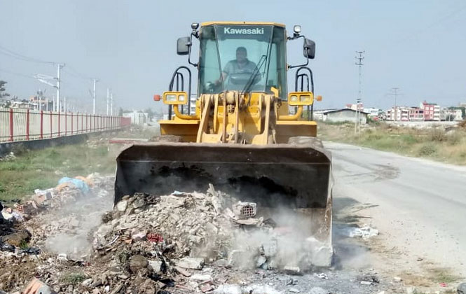 Akdeniz Belediyesi’nin, Okullara, İbadet Yerleri ve Mezarlıklara Yönelik Bakım, Onarım Ve Yenileme Çalışmaları Devam Ediyor.