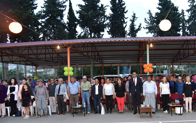 Başkan Yılmaz, Öğrencilerin Mezuniyet Heyecanına Ortak Oldu