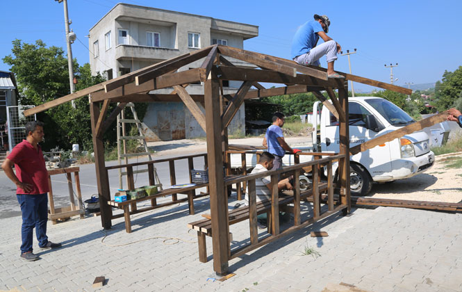 Erdemli Belediyesi, Karapınar Suyu Çeşmesinin Çevre Düzenlemesini Yaptı