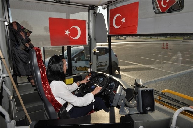 Büyükşehir, Trafik Güvenliğine Önem Veriyor