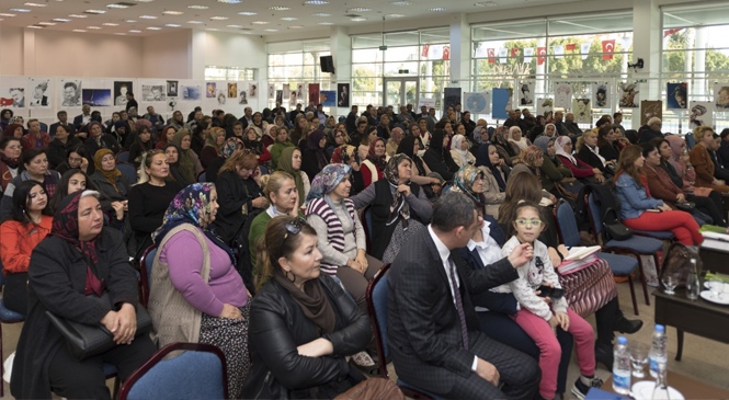 Mersin’in Gönüllüleri Artarak "Gönül Dağı" Oluşturuyor