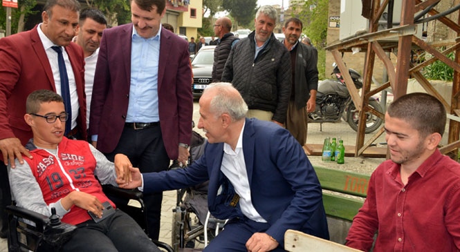 Akdeniz Belediye Başkanı Gültak: "Sevgi İle Aşılamayacak Hiçbir Engel Yoktur!"