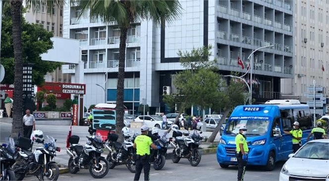 Mersin’de Trafik Denetimleri: 60 Bin 358 Araç Kontrol Edildi