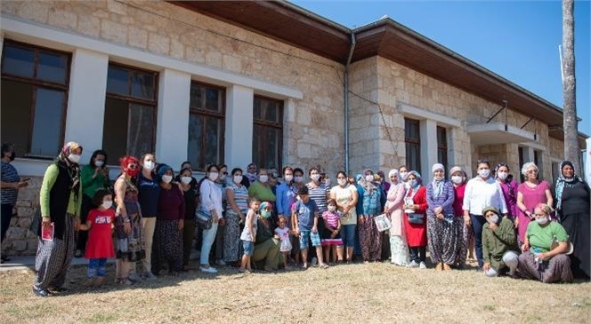 Kadınların Üreteceği Süs Bitkileri Mersin’i Renklendirecek