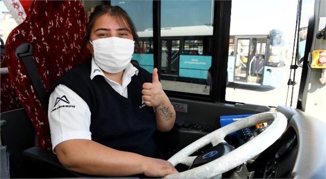 Mersin'de Otobüs Şoförü Merve Sağ "Yapamazsın" Denileni Yaptı