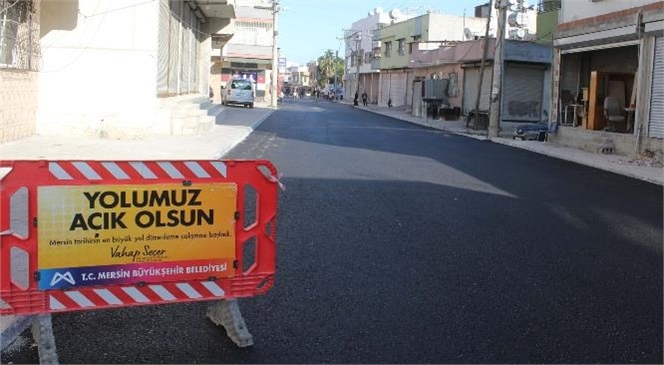 Büyükşehir, Akdeniz İlçesi 142. Cadde’deki Yol Sorununu Çözdü