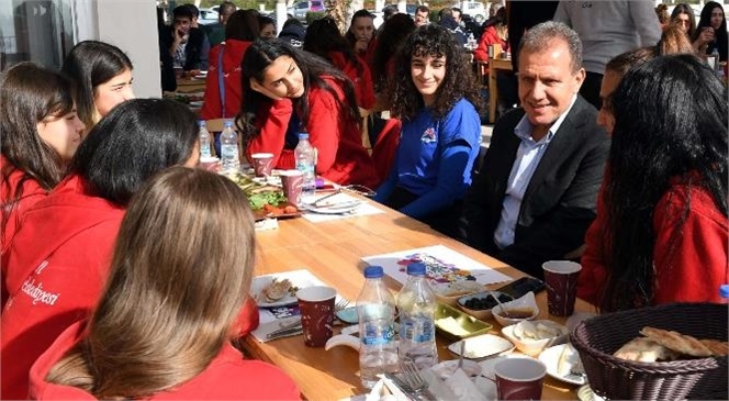 Başkan Seçer’den Büyükşehir Gsk Sporcularına Moral Etkinliği