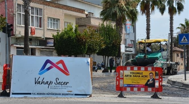 Mersin Büyükşehir Belediyesi Fen İşleri Dairesi Başkanlığı Tarafından Tarsus Genelinde Cadde Ve Bulvarlarda Yol Yenileme Çalışmaları Devam Ediyor