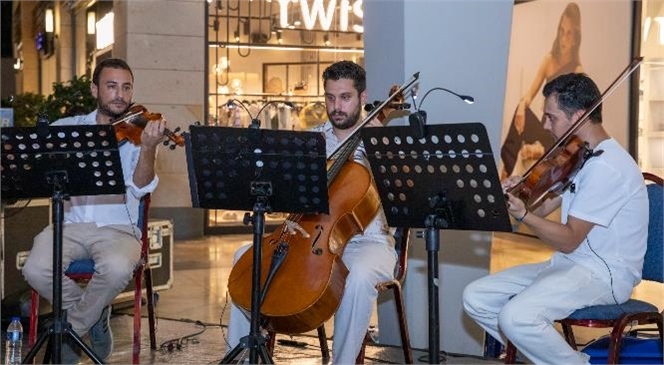 Büyükşehir’in ‘Yaz Dostum’ Konserleri, Klasik Müzik Dinletisi İle Başladı