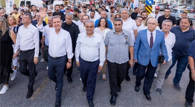 BAŞKAN SEÇER, '51. ULUSLARARASI SİLİFKE MÜZİK VE FOLKLOR FESTİVALİ’NİN AÇILIŞINA KATILDI