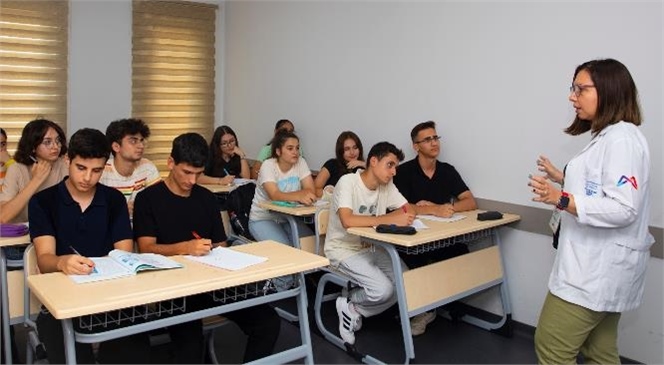 BÜYÜKŞEHİR’İN KURS MERKEZLERİ’NDE DERS ZİLİ ÇALDI