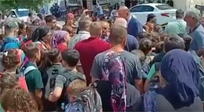 Fahrettinpaşa Mahallesi'nde Okul Protestosu