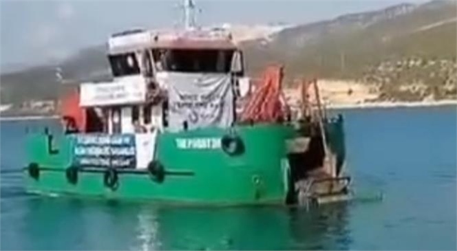 Deniz Yüzeyi Temizleme Aracı Mersin Sahillerinde Çalışmalara Başladı