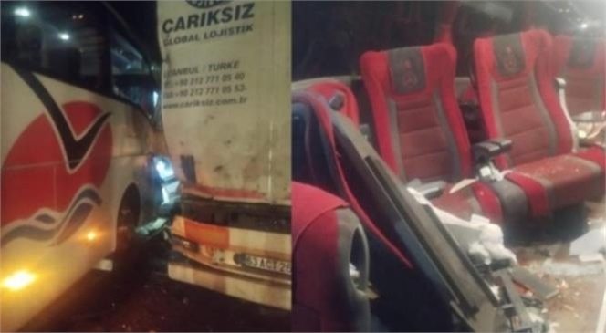 “Mersin’de, Otobüs Tırla Çarpıştı; 3 Yaralı”