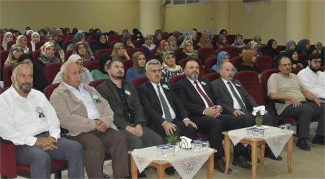 Tarsus'ta "Peygamberimiz ve Şahsiyet İnşası” Konferansı...