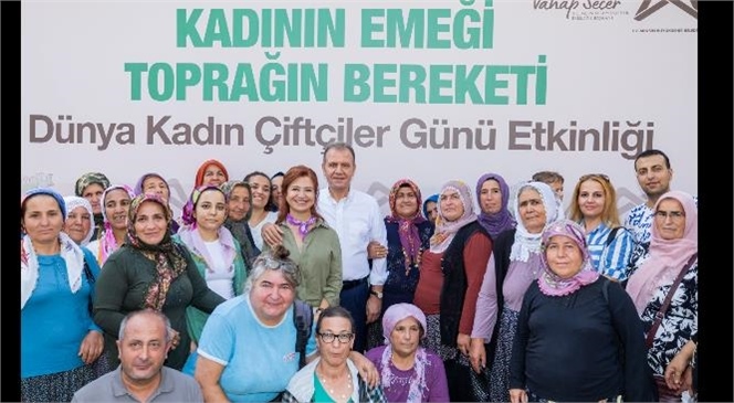 SEÇER BİNLERCE ÜRETİCİ KADINLA BULUŞTU