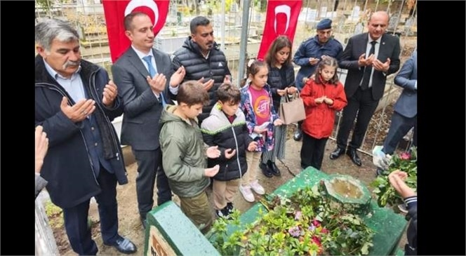 KAYMAKAM AKYÜZ'DEN 24 KASIM ÖĞRETMENLER GÜNÜ ZİYARETLERİ