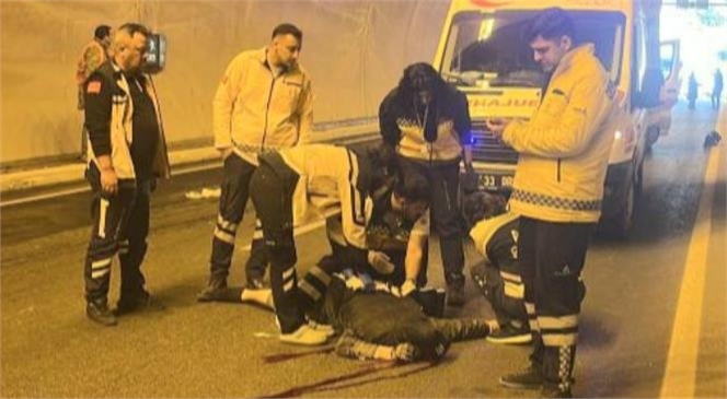 MERSİN'DE MOTORSİKLET KAZASI: 1 ÖLÜ, 1 YARALI